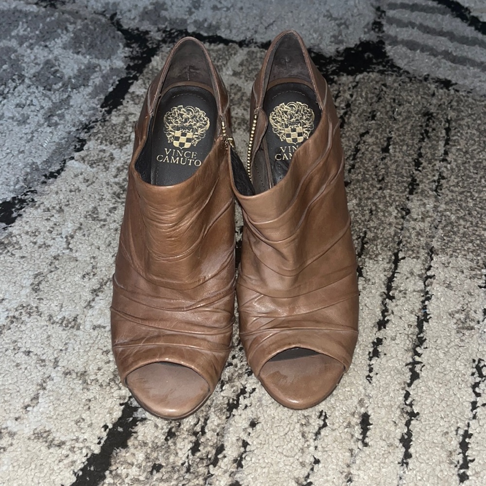 8.5 Vince Camuto brown wedge ankle boots. Open toe w/ zipper.
